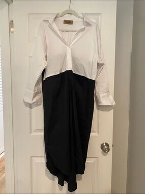Karen Zambos Black and White Long-Sleeve Colorblock Shirt Dress